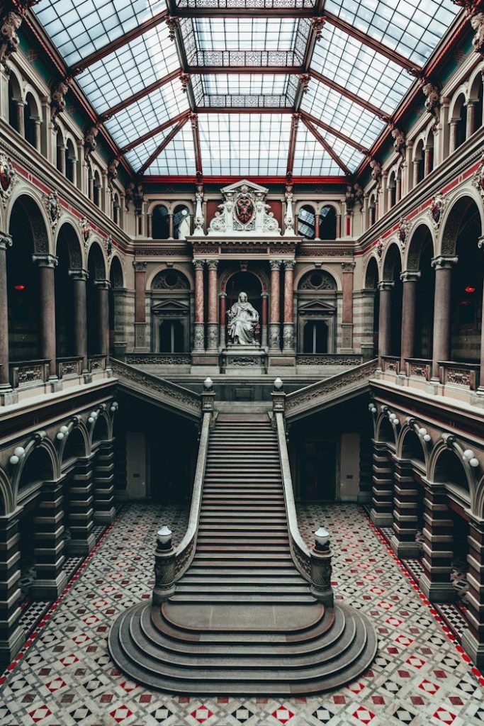 Majestic view of the Palace of Justice in Vienna, showcasing neoclassical architecture.